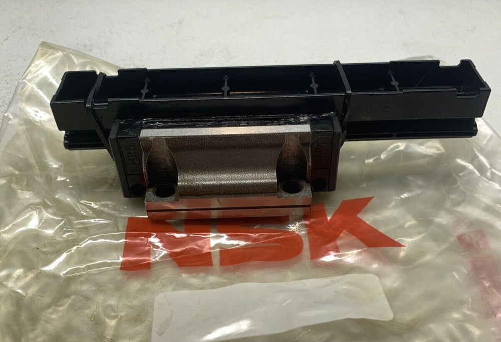 NSK LAH25EMZ LINEAR GUIDE BLOCK **NEW**