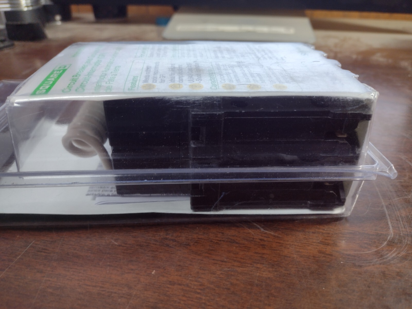 SQUARE D HOM220GFIC CIRCUIT BREAKER 20 AMP 2-POLE GFCI NEW IN PACKAGING