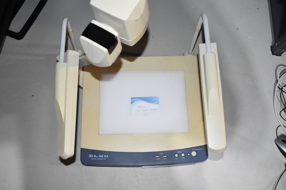 Elmo EV-4400AF Visual Presenter Zoom Overhead Document Camera BROKEN NOT WORKING