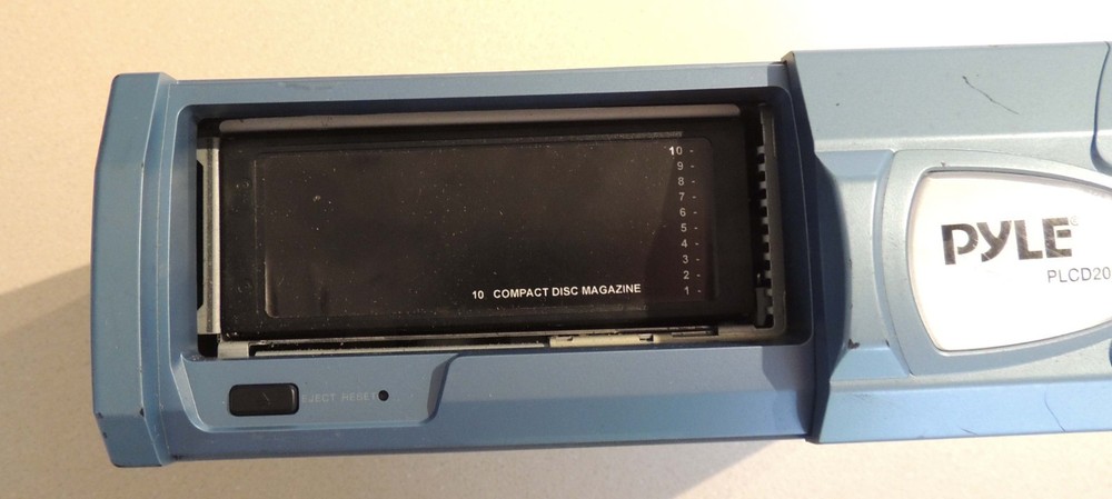 Pyle PLCD20CH Compact disc changer system Parts/repair. Untested