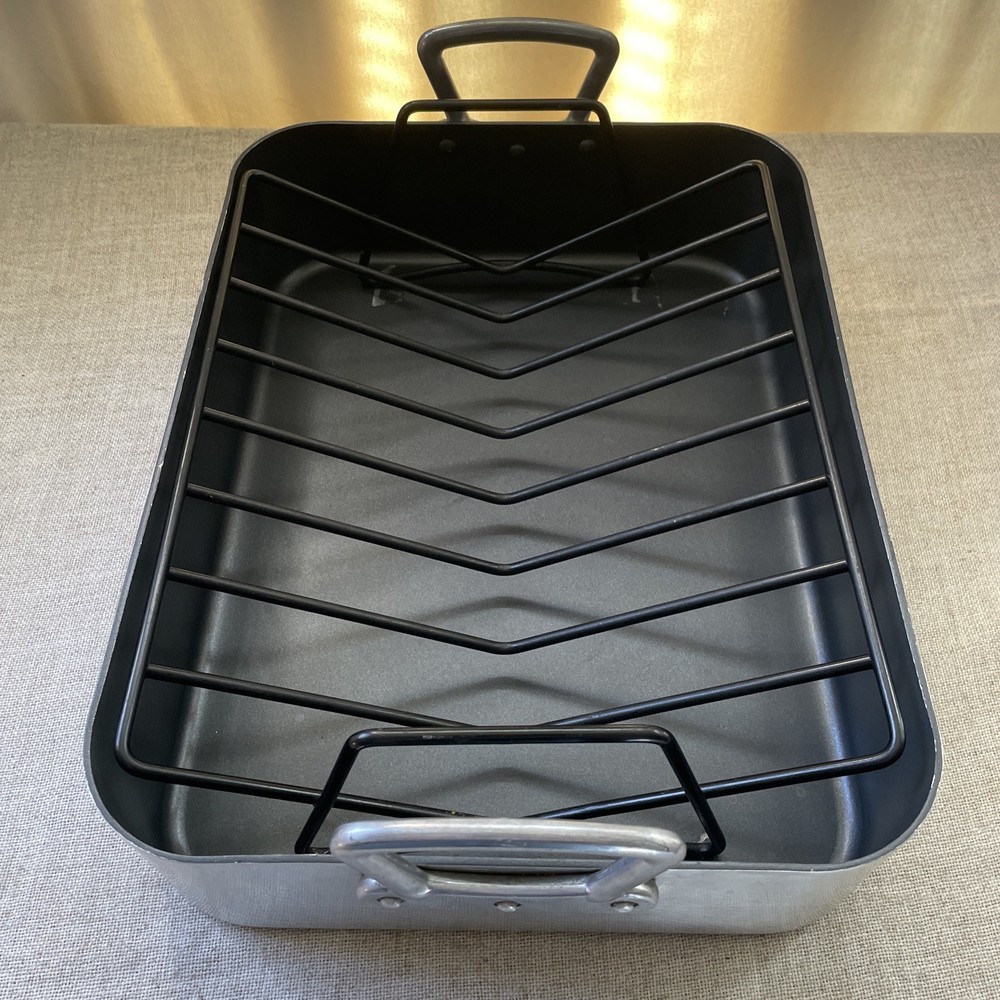 Nonstick Rectangular Roasting Pan With Rack 16” X 12” X 4”