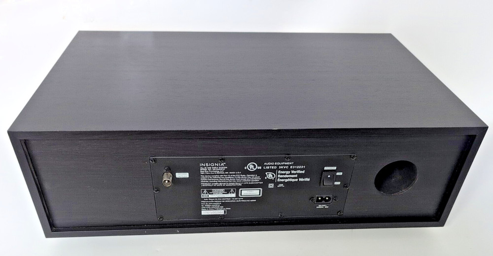 Insignia NS-HAIOR18 W/Remote Control and Cords