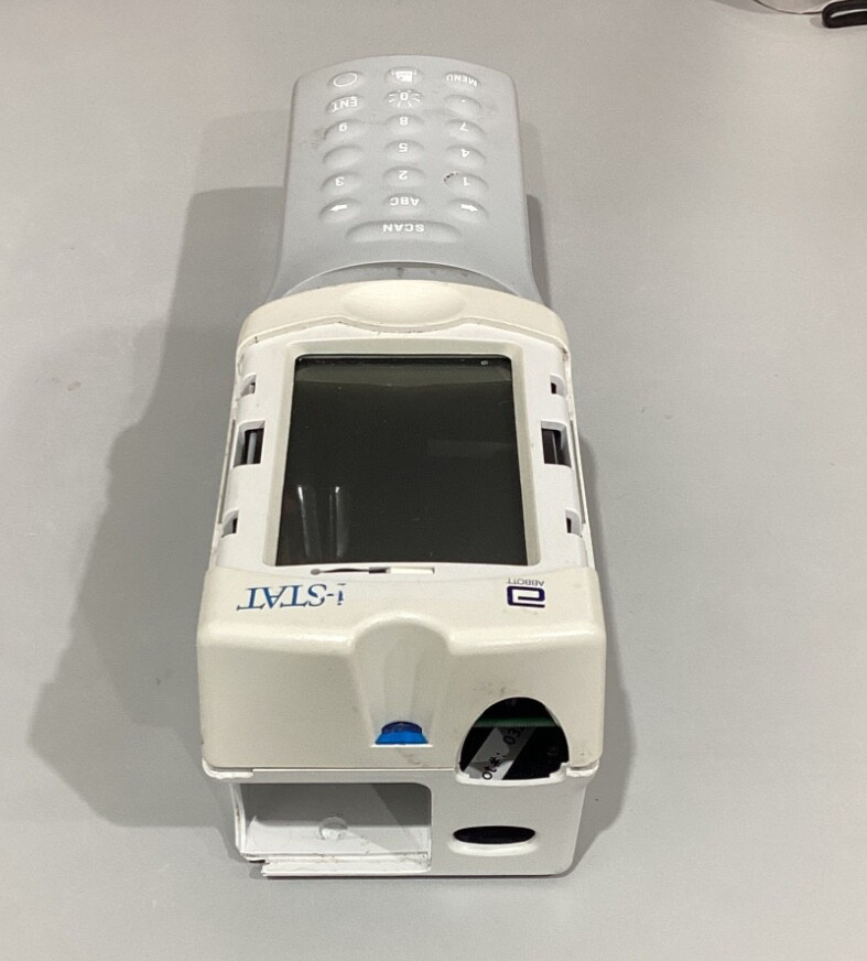 Abbott i-STAT 1 300-G Analyzer FOR PARTS ONLY