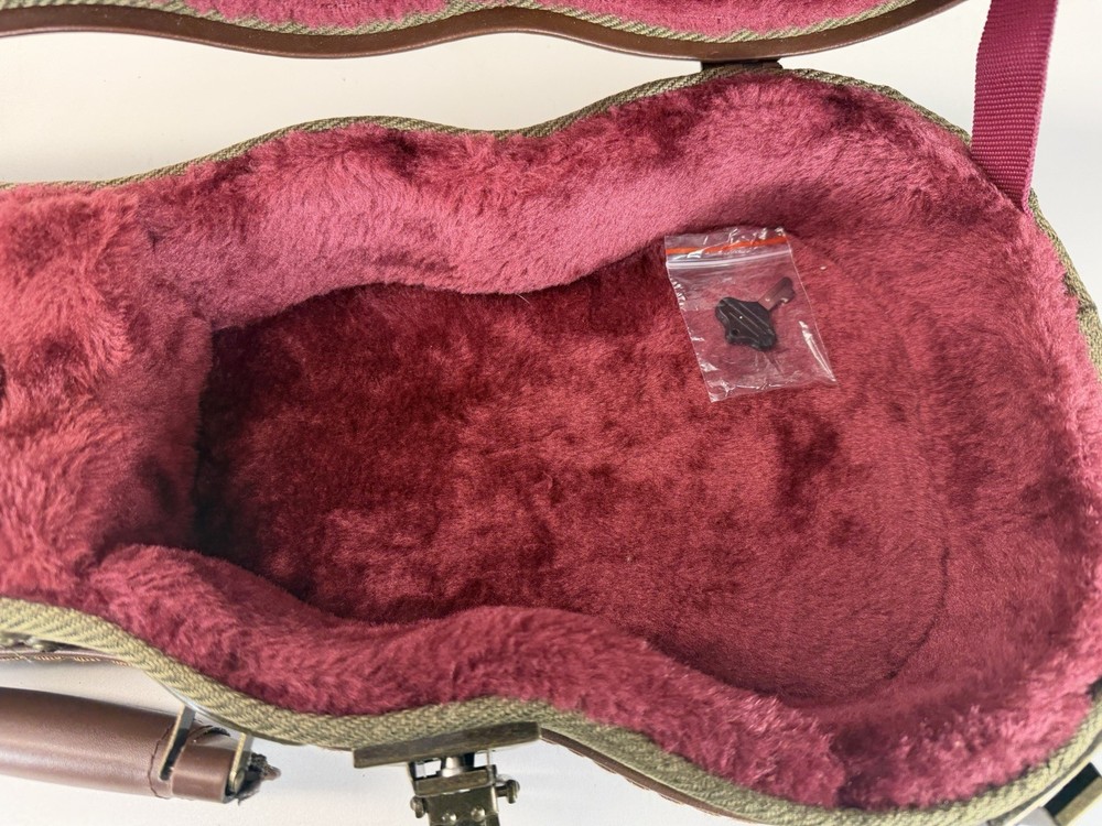 Ohana Twill Hard Ukulele Case With Key