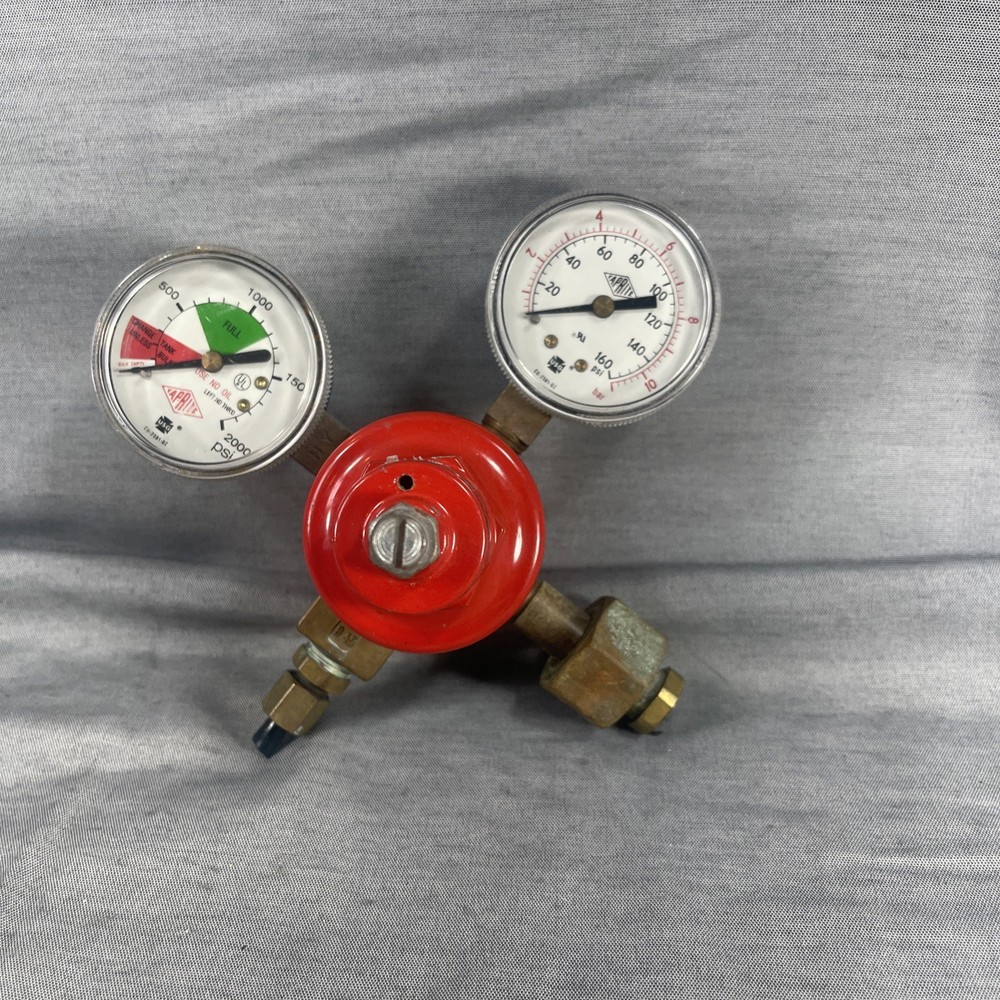 Taprite Series 5740 Compressed Air Regulator 366M