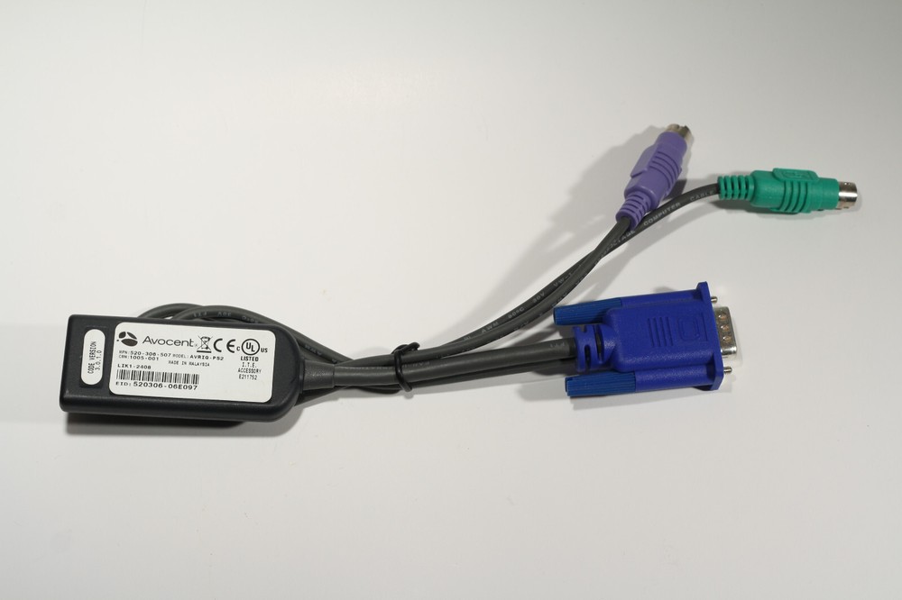 Avocent  (AVRIQ-PS2) KVM switch