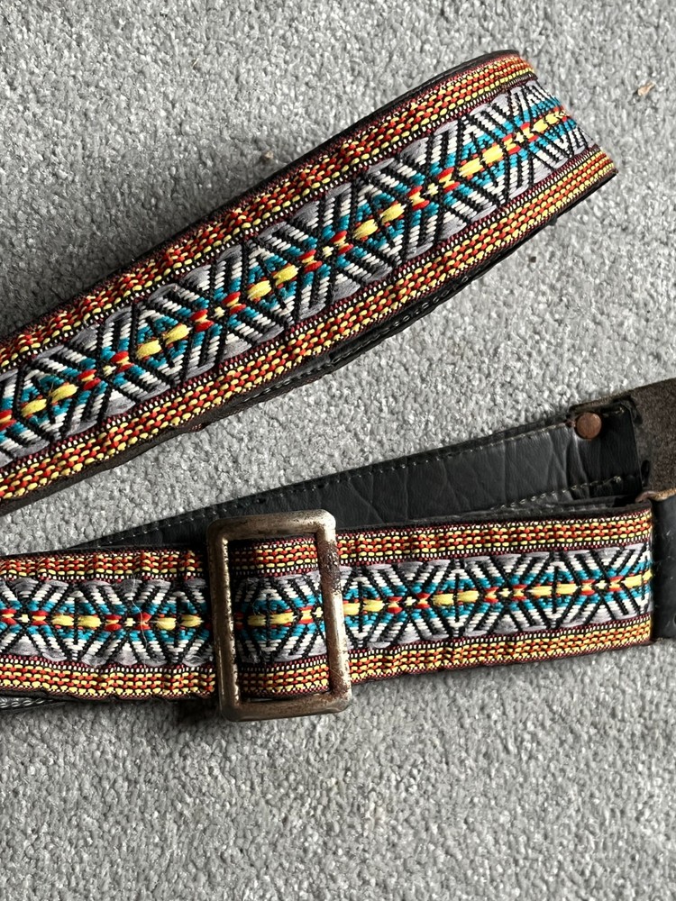 old Guitar Man patterned guitar strap