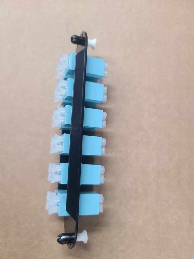 CorningCCH-CP24-E4 Patch Panel,12 LC Duplex 10Gig Aqua OM3/OM4 Adapters Open Box