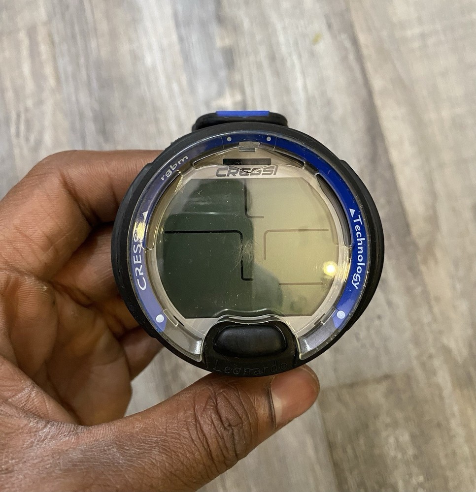 Cressi Leonardo Dive Computer Watch Scuba Diving Wrist Computer