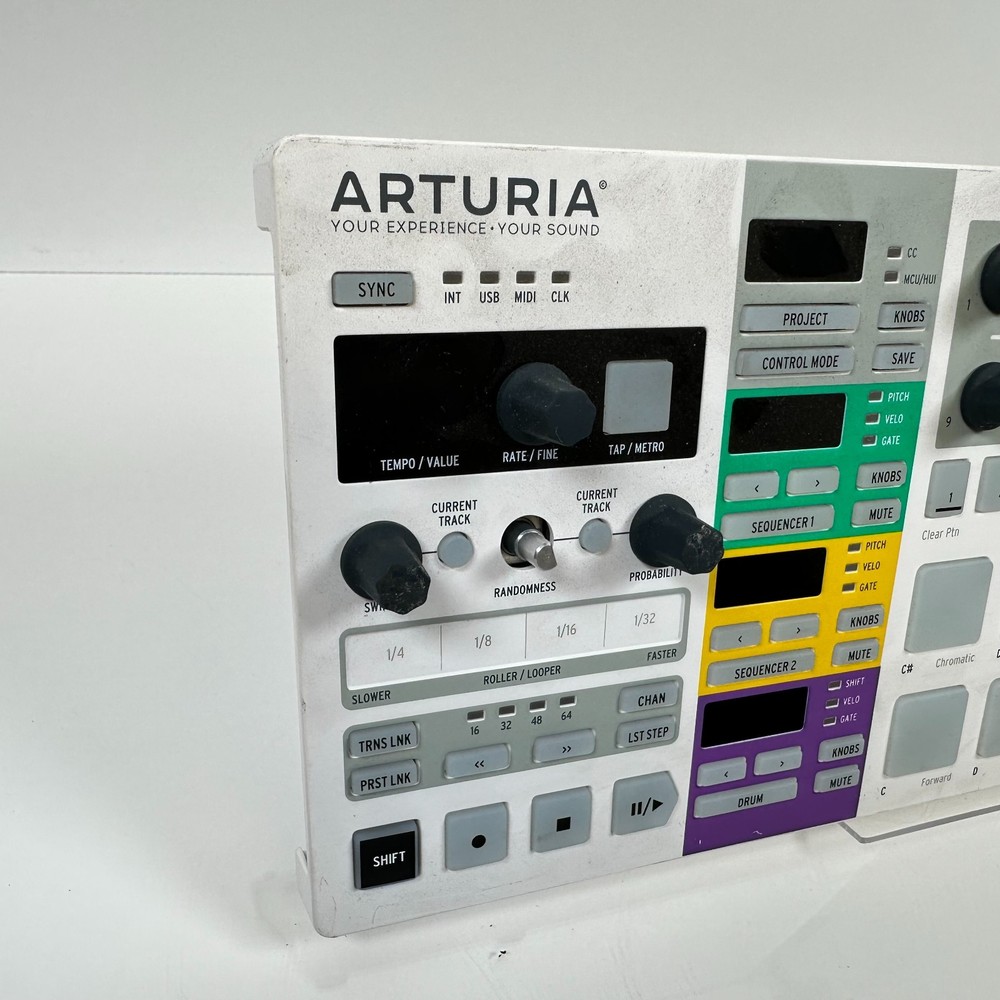 Arturia BeatStep Pro Controller & Sequencer White; AS-IS