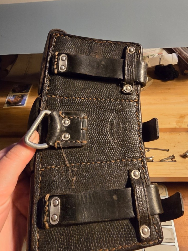 WWII Era German RIfle ammo pouch