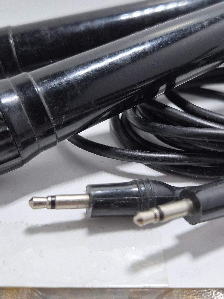 2 Microphones Unbranded