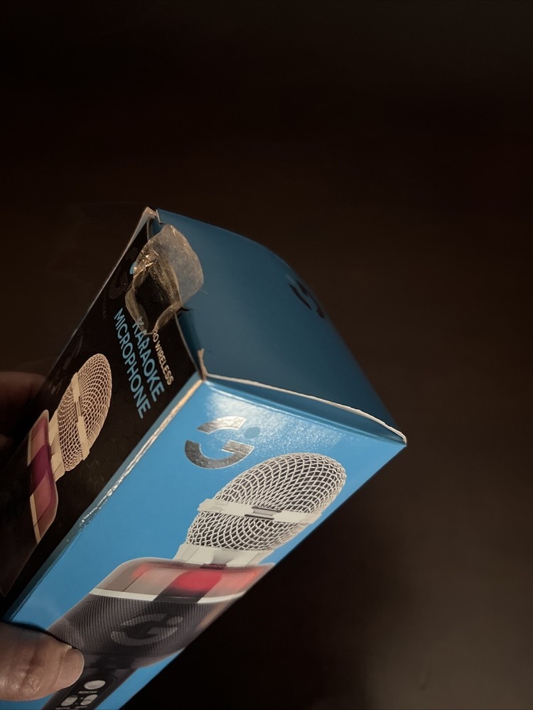 Smartgear Pro Wireless Karaoke Mic Bluetooth LED Light Ring New In Open Box