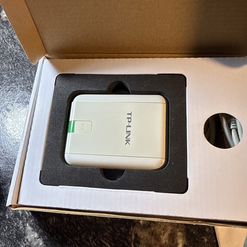 TP-Link T4UH   Wireless USB Adapter