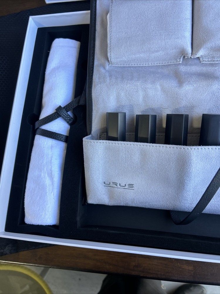 Lamborghini Urus Car Cleaning Kit - Missing Usb