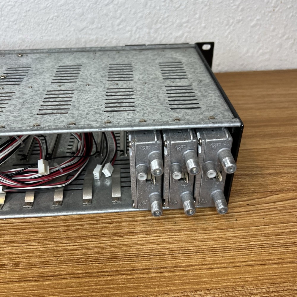 Cable Tronix CTRC-12 Rackmount with CT-Modulators