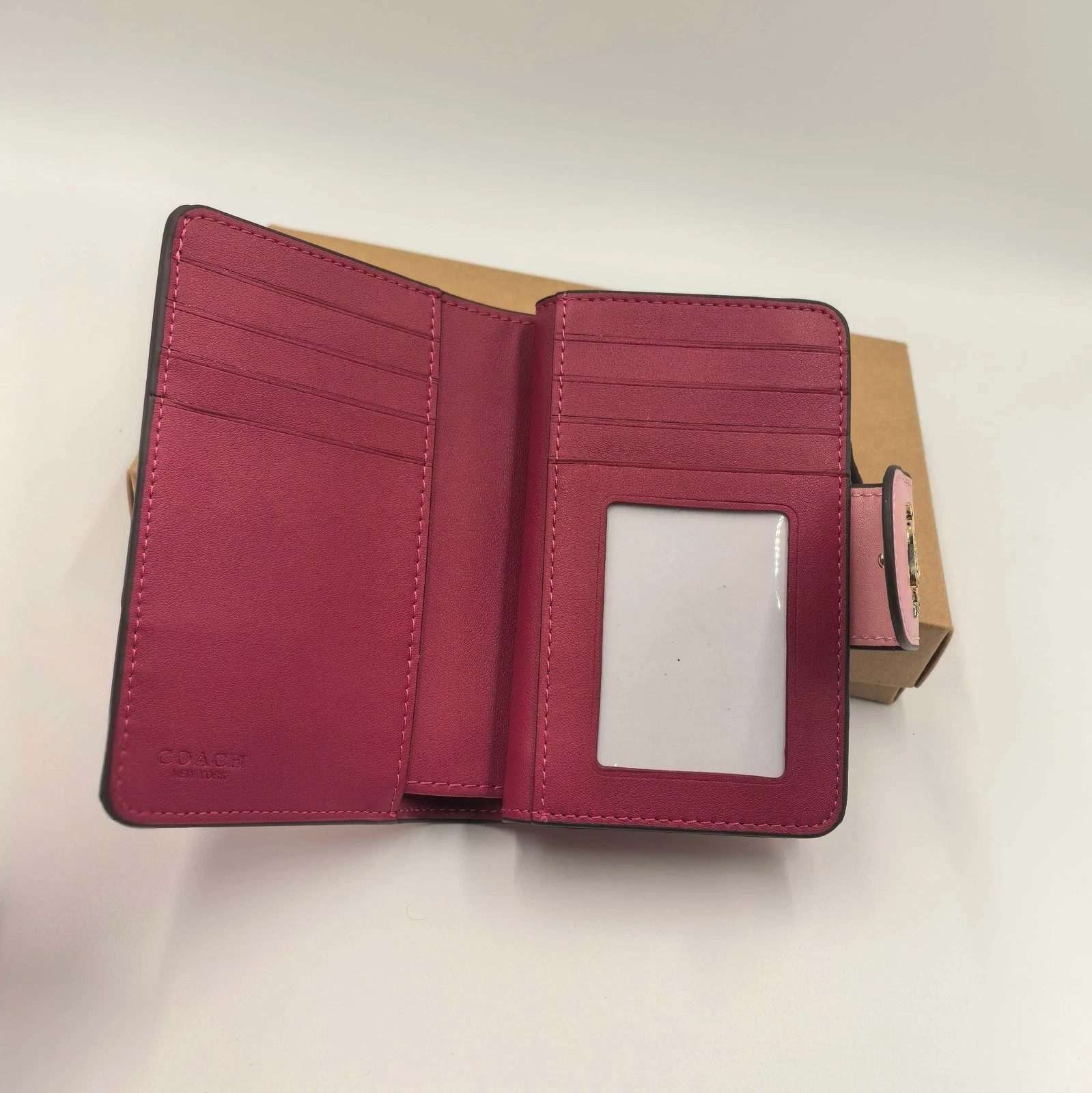 Wallet In Signature Pink with Logo Coach CW786