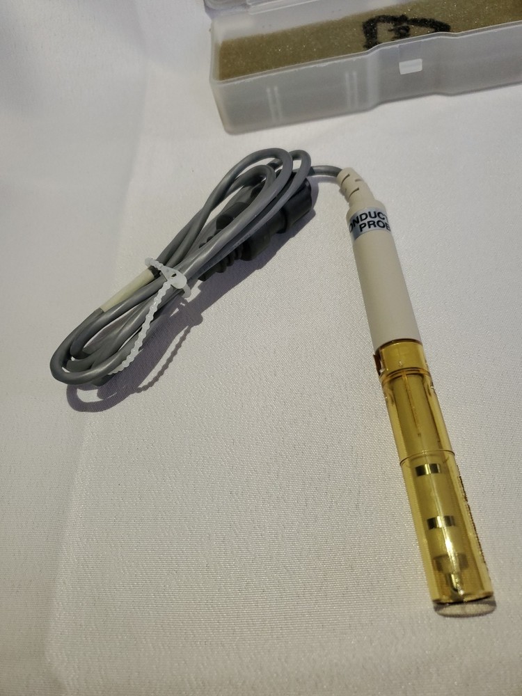 EUTECT Instruments Oakton Conductivity Electrodes, Removable Probe Gaurd