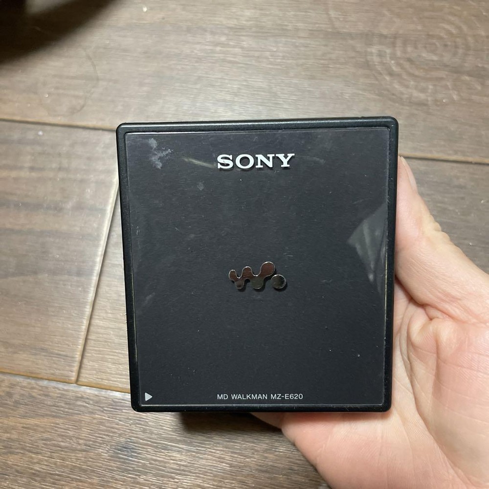 SONY MZ-E620 MD WALKMAN Console Tested Working