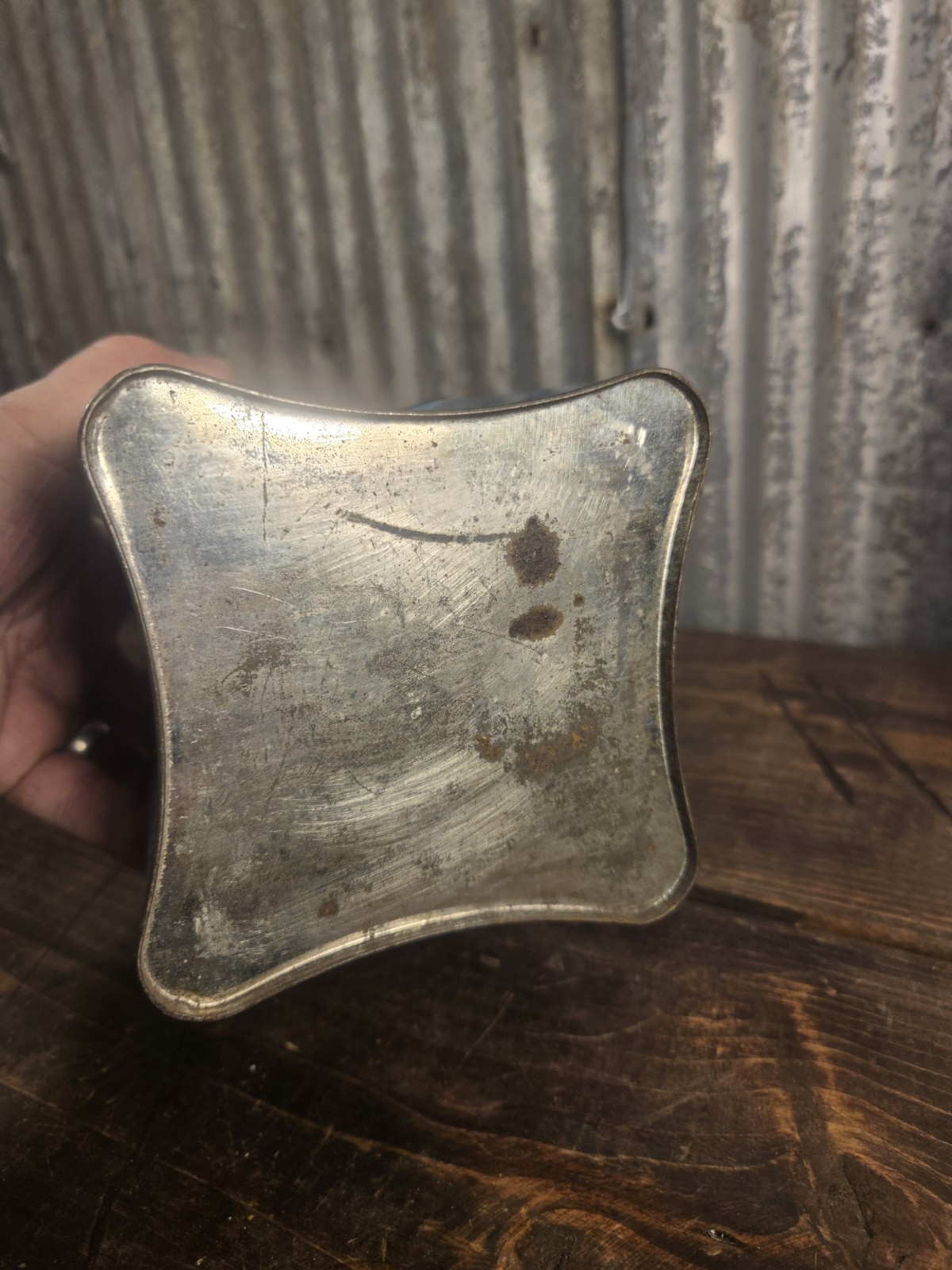 NICE! Edgeworth Ready Rubbed Tobacco Hinged Tin, Vintage