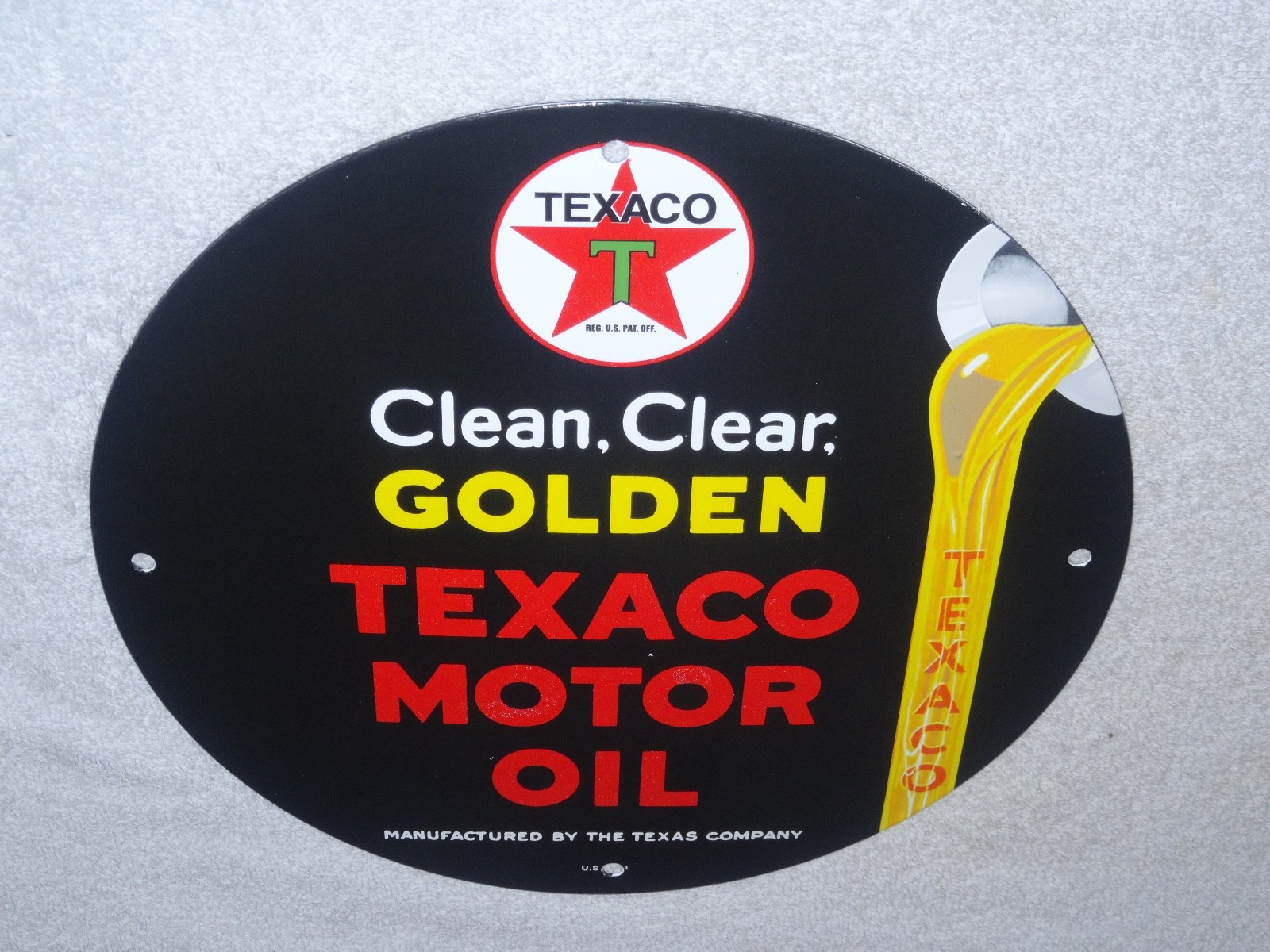VINTAGE 1948 CLEAN, CLEAR TEXACO MOTOR OIL 11 3/4" PORCELAIN METAL GASOLINE SIGN