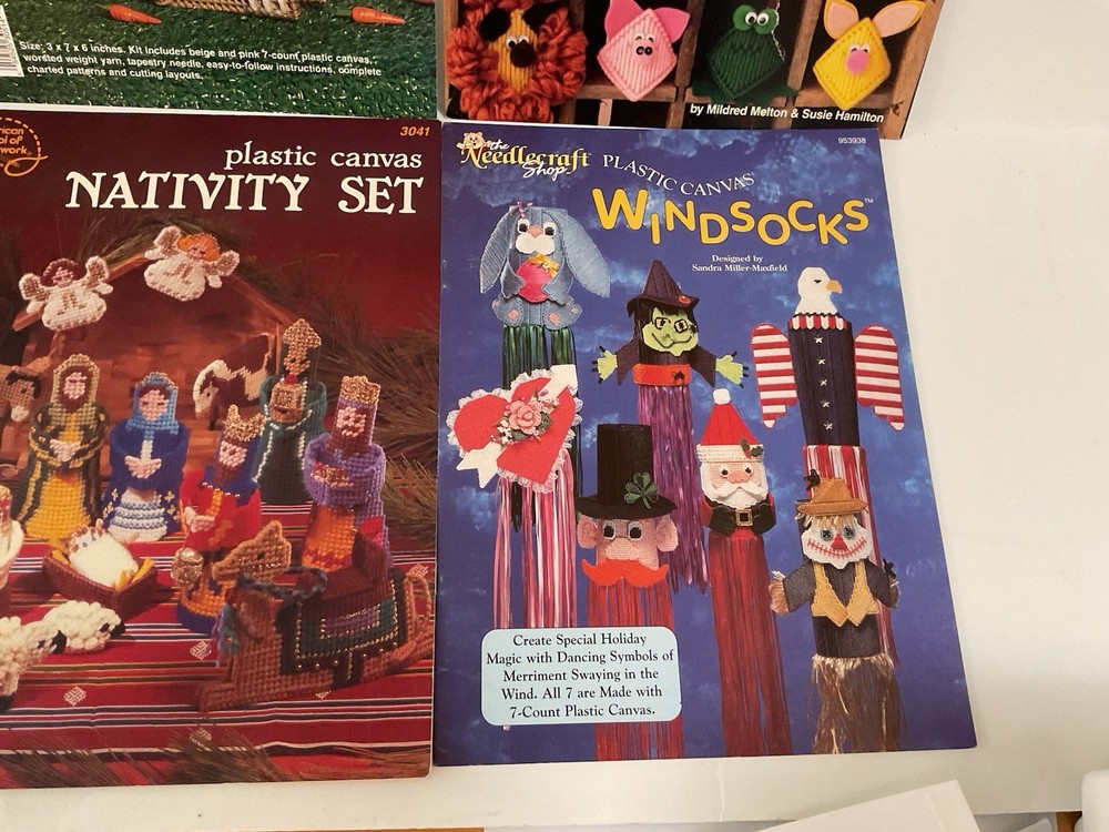 6 Plastic Canvas Pattern Leaflets, Windsocks, Ornaments, Nativity, Critters