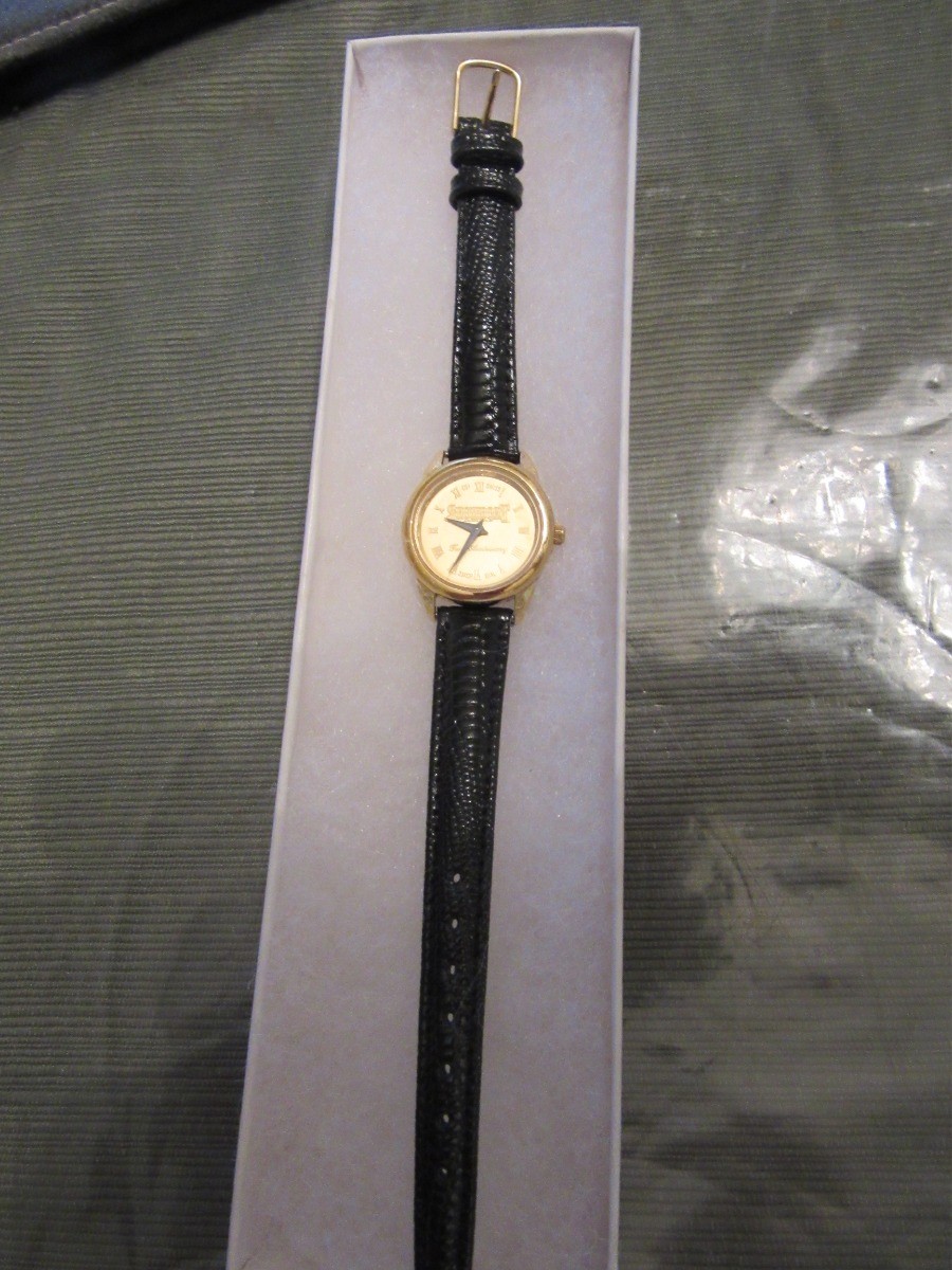 SHOWBOAT 10th Anniversary LADIES Quartz WATCH - Unused, fresh battery, 23 Kt.GP