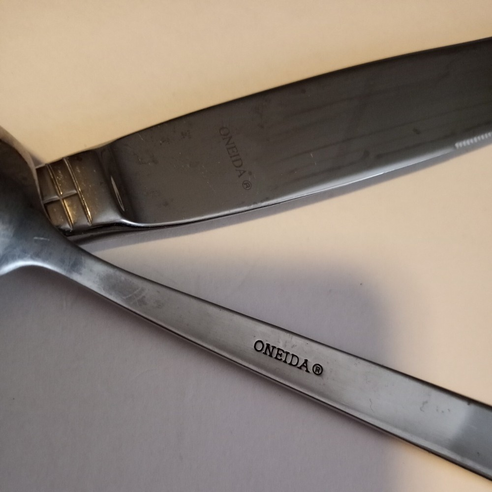 ONEIDA AMSTERDAM 2pcs 1Knife/1Teaspoon stainless flatware VGUC