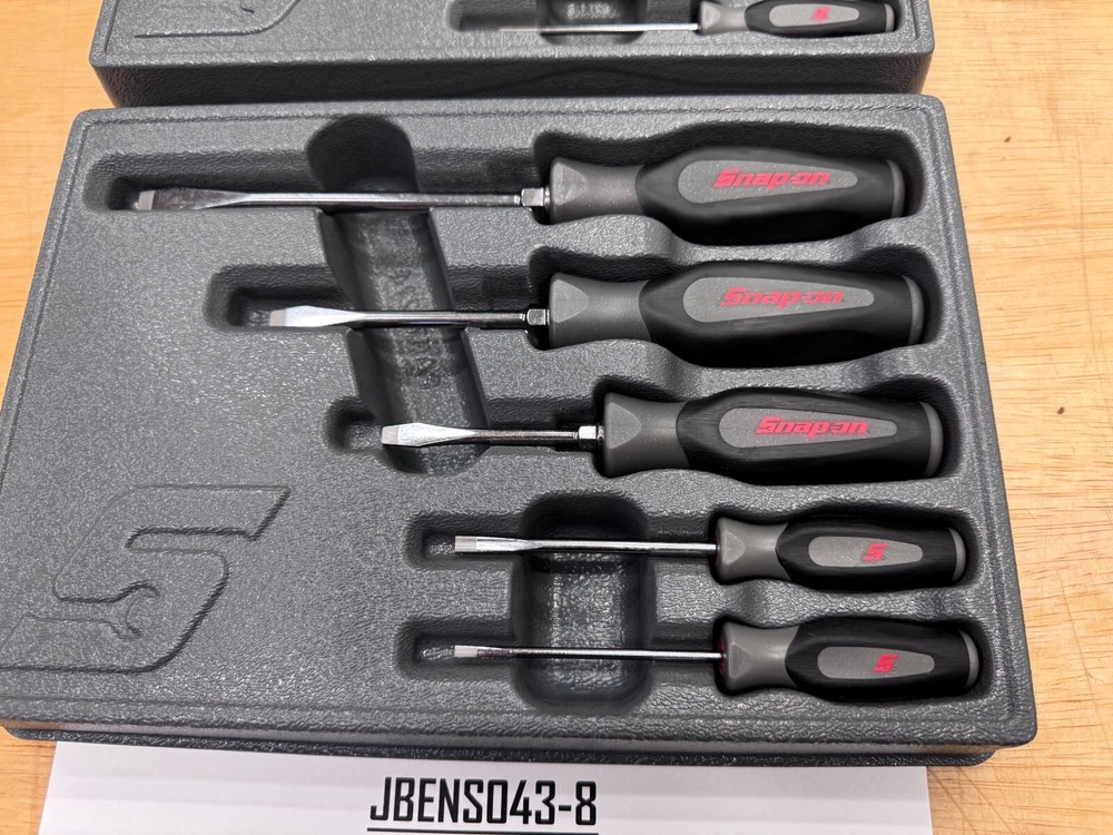 Snap-on Tools NEW 10pc DARK TITANIUM Soft Phillips & Flat Head Screwdriver Sets
