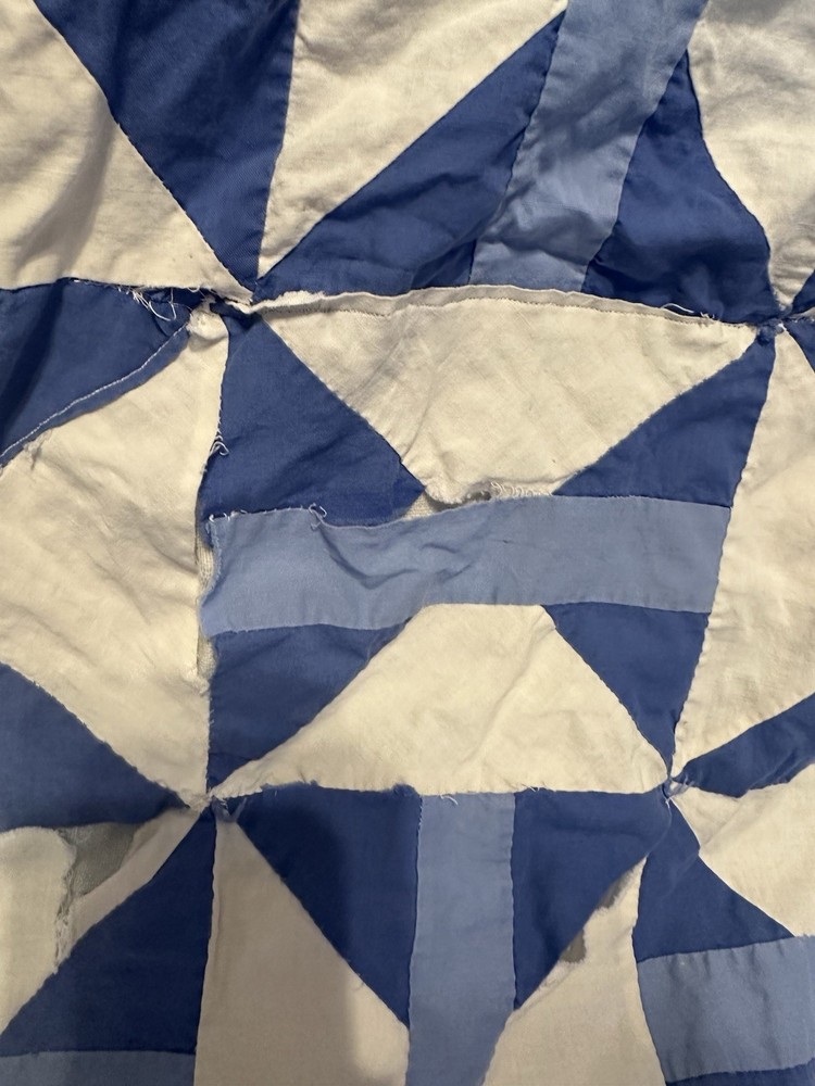 Cutters Handmade blue and white geometric pattern quilt
