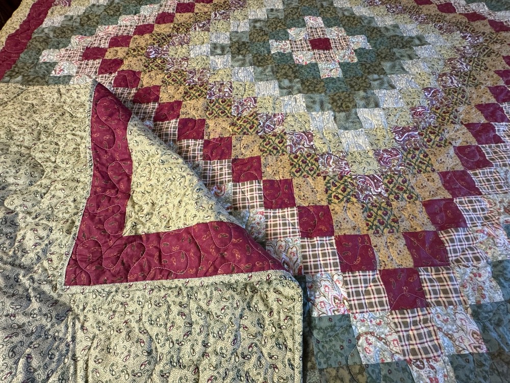 Queen Size Machine Pieced And quilted Patchwork Quilt one left