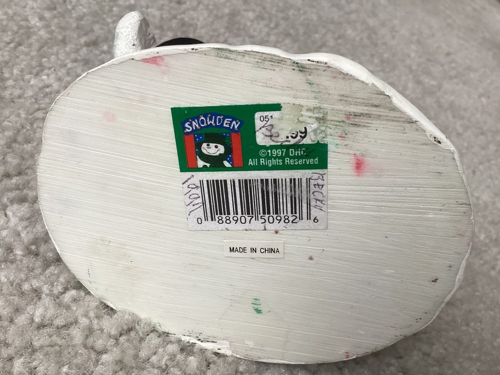 Snowden 1997 Snow Globe. Good Condition.