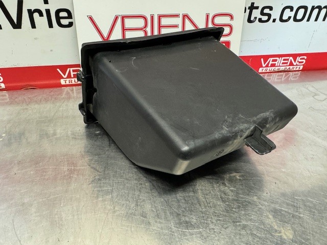 INTERNATIONAL CUBBY HOLE