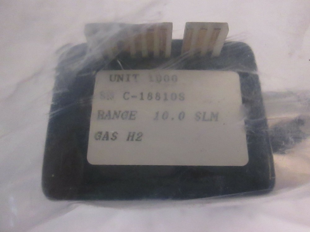 Unit UFC-1000 Mass Flow Controller MFC, H2, 10 SLM