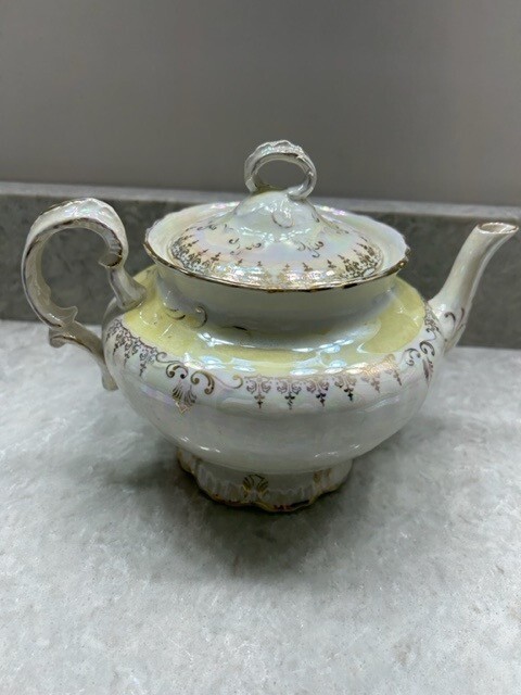 Antique RARE Pope Gosser Clarus Ware Tea pot