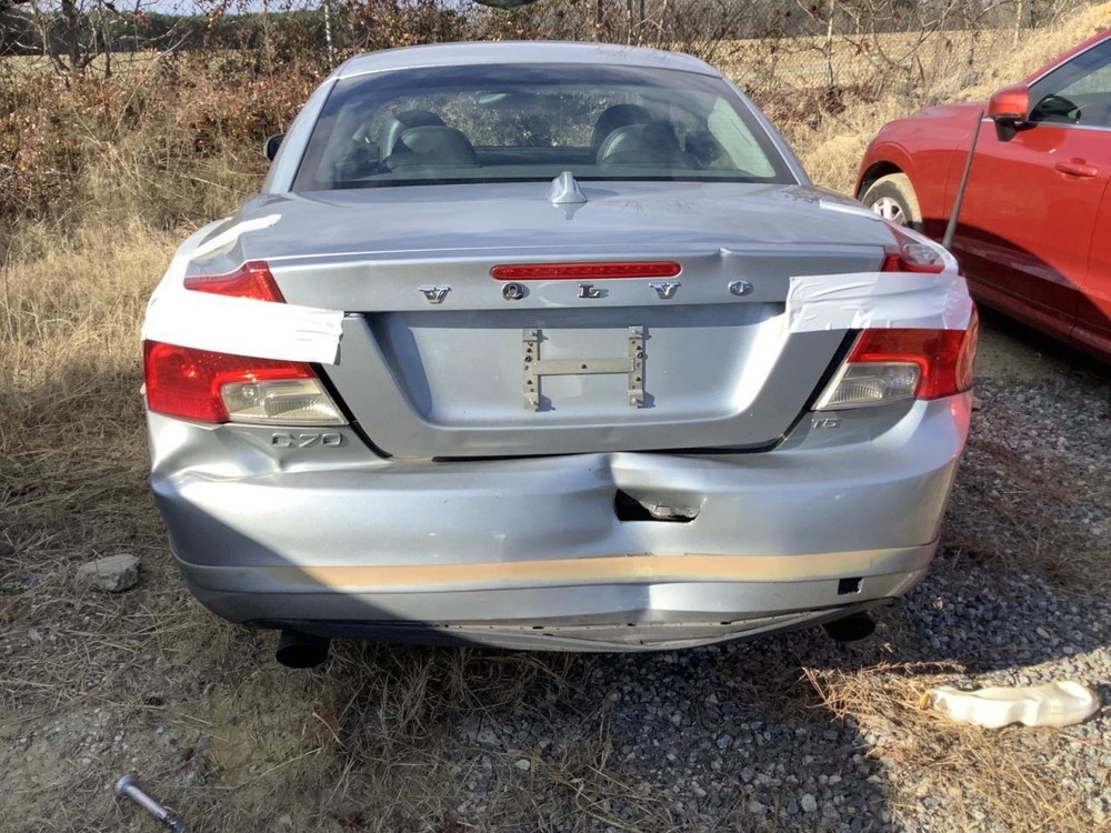 C70 2011 Glove Box 4909487