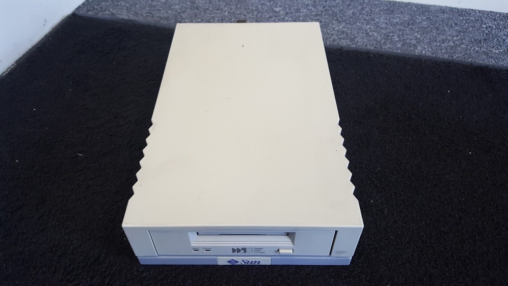 SUN External Tape Drive GWV611-1 Class B