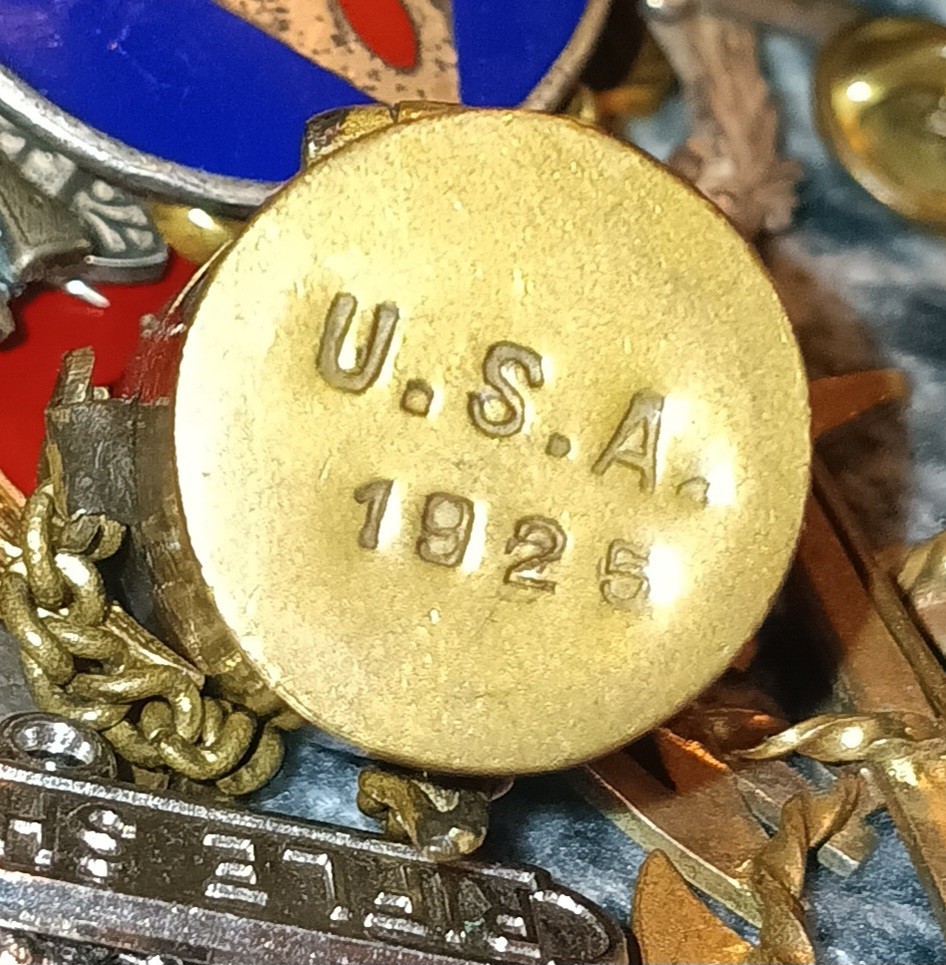 1925 US MARINE CORPS LIGHTER PIN INSIGNIA MEDAL EGA STERLING SILVER