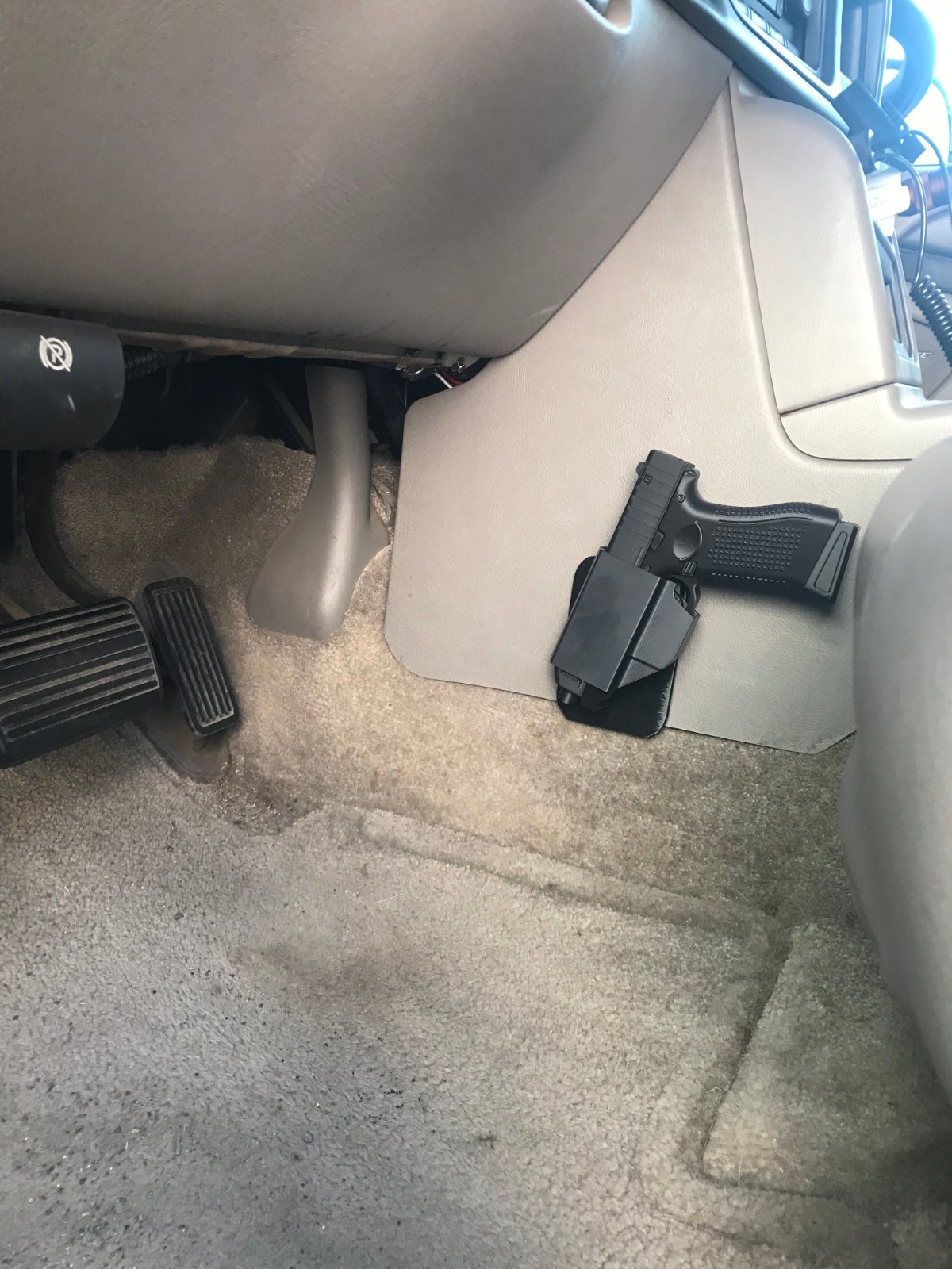Vehicle universal Side Arm holster mount