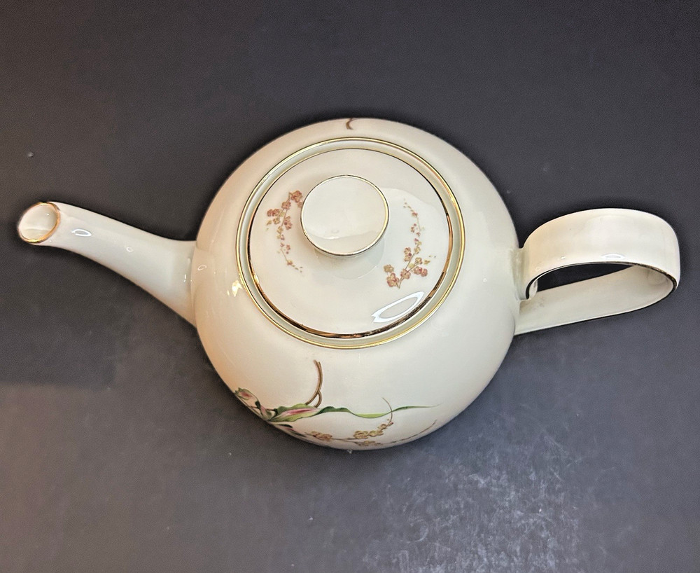 Heinrich Drazene Coffee Pot with Lid - Pattern For US Airforce