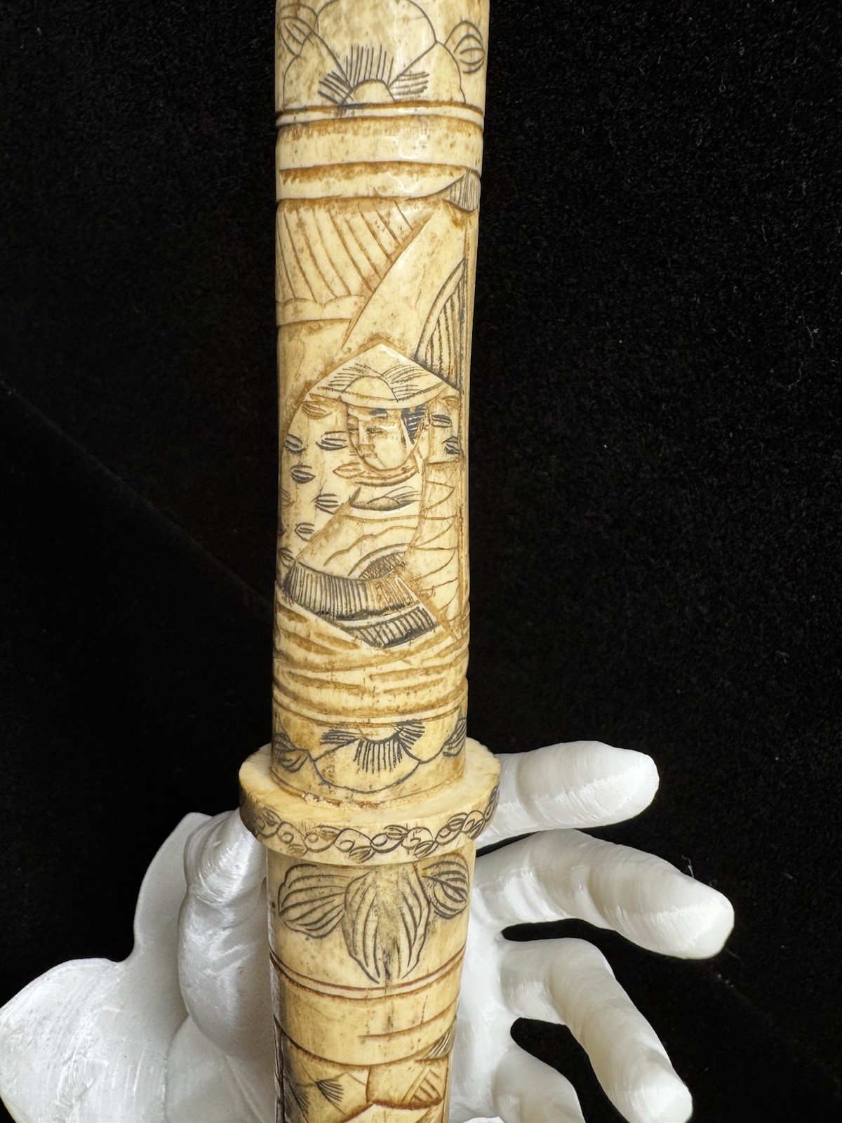 Antique Japanese Meiji Prd. Carved Tanto Dagger Sword w/ Scabbard Brass Mnt