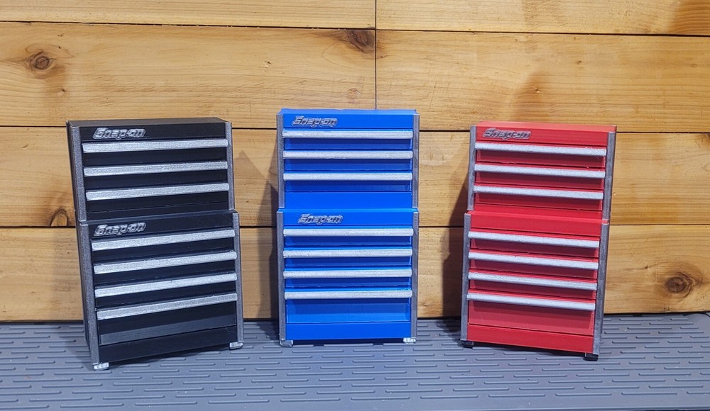 Novelty Mini Toolbox "Snap On"