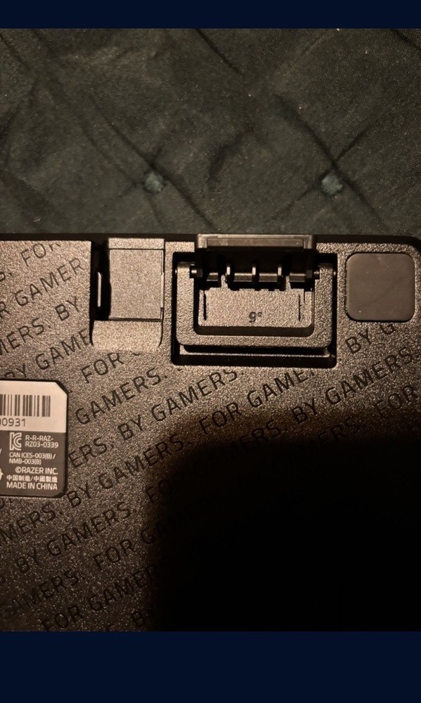 Razer Keyboard, Mouse + AirPod Case