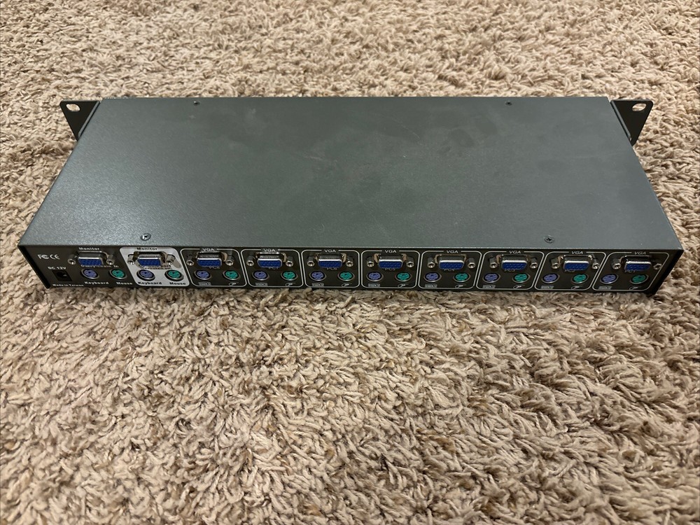 D-Link DKVM-8E 8-Port KVM Switch