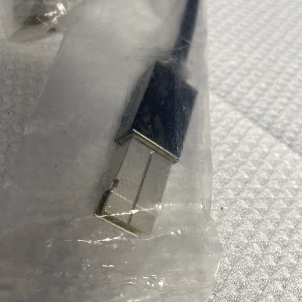 LOT 0F 2X NEW Cisco 37-0891-01 Stack Cable / ORIGINAL