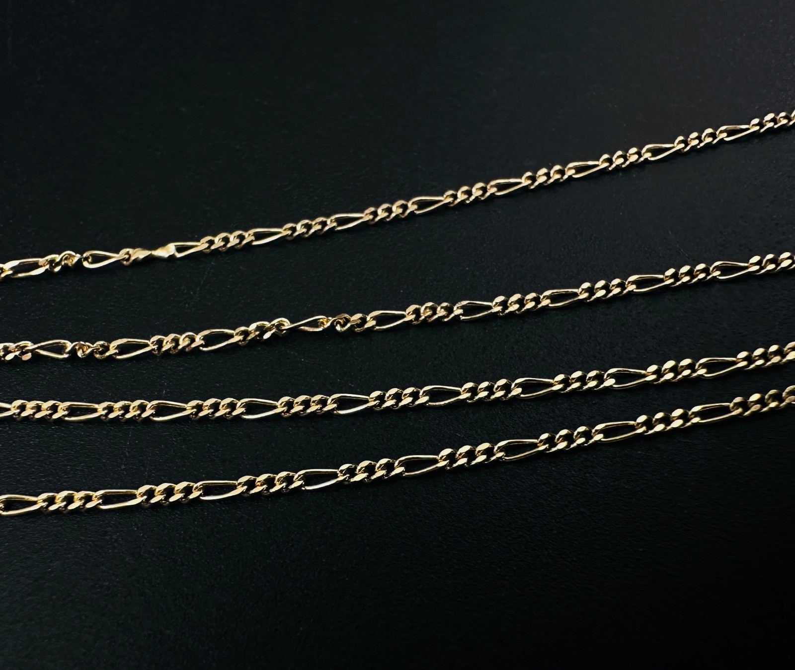 Estate Solid 14K Yellow Gold Thin Figaro Link Chain Necklace 1.2mm 18 1/4", 1.9g