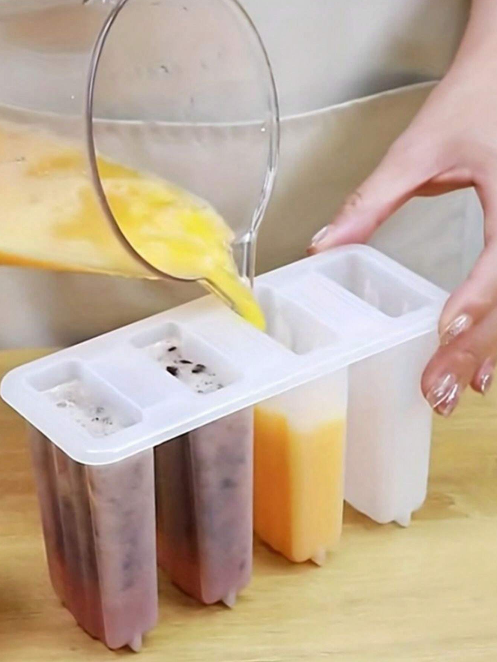 RV Kitchen 4-Popsicle Mold with Cover - Cute DIY Homemade Ice Cream Mold