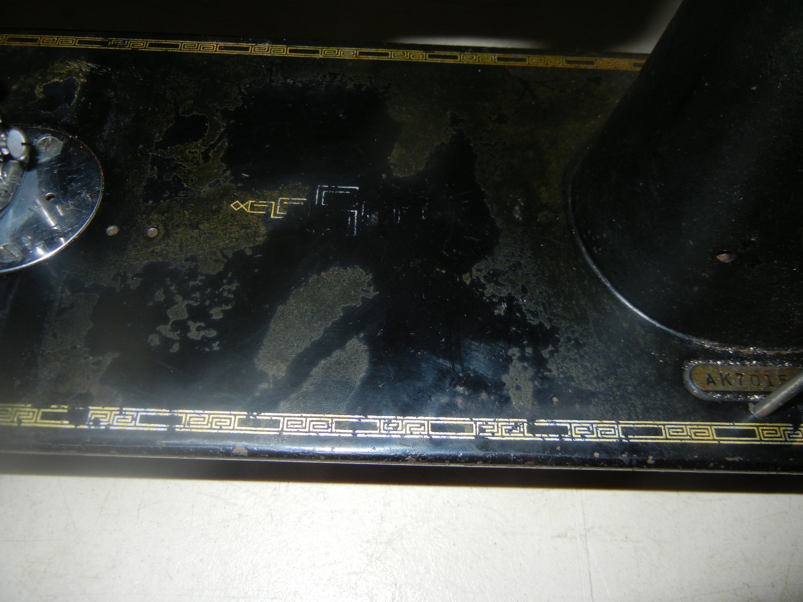 Singer Model 201 Sewing Machine