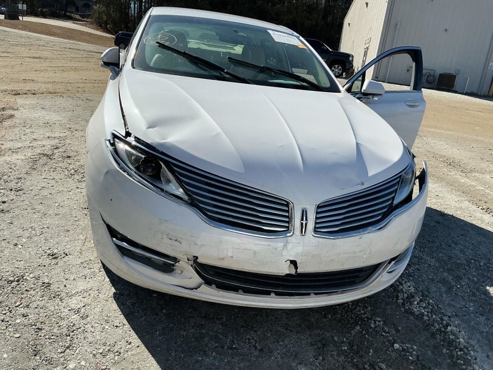 MKZ 2013 Glove Box 4954251