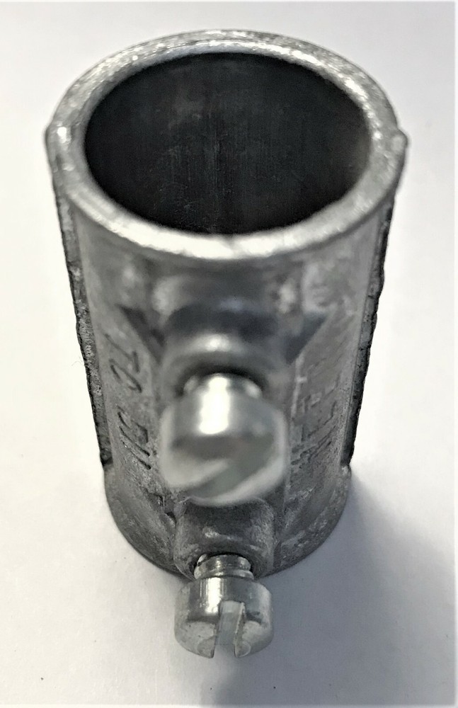 CONNECTOR 3/4" SET SCREW BY NEER